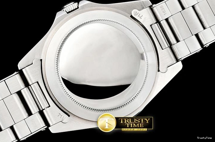 0503 Trendsetting ROLGMT122D – GMT Master 966